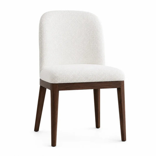 silla de comedor tapizada en tejido bouclé blanco con patas de madera maciza acabado natural 57 cm x 58 cm x 82 cm